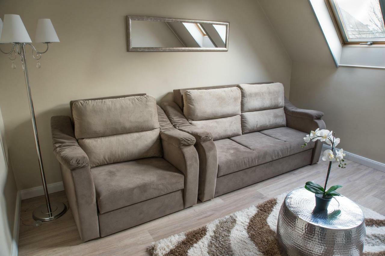 Glamour Apartman Apartment Eger Bagian luar foto